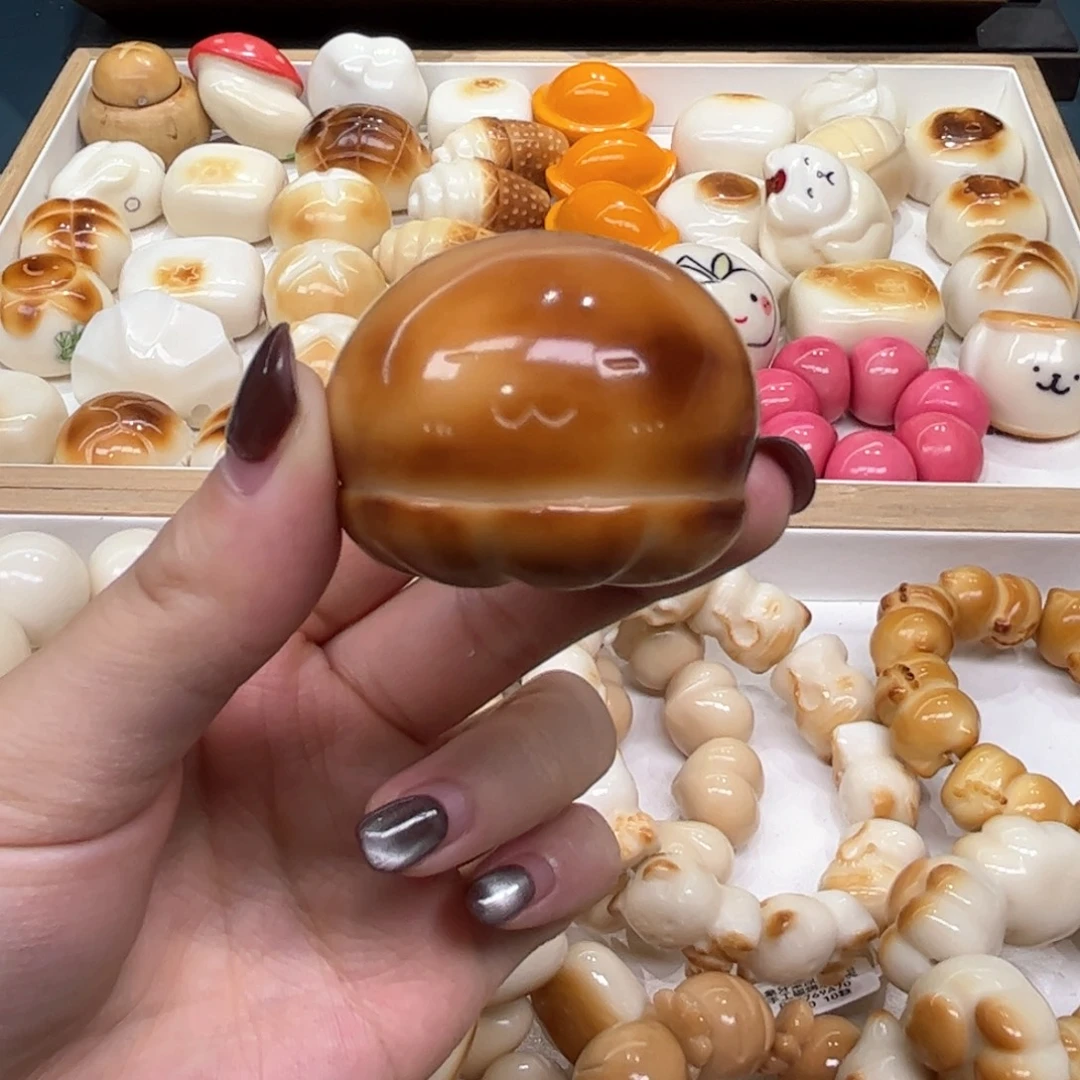 手串菩提根/象牙果9.15.27象牙果把件章鱼微瑕