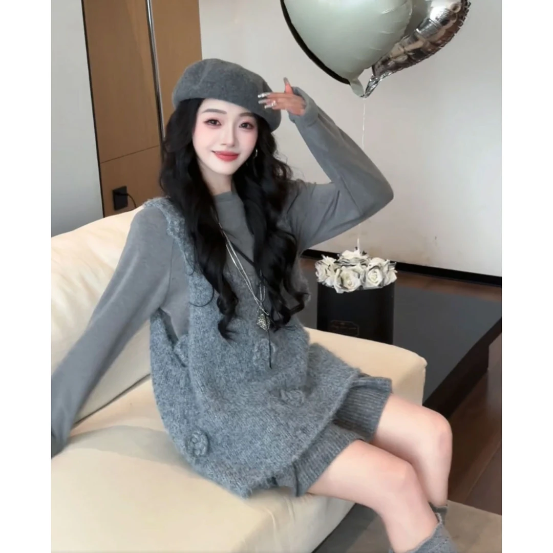 韩系氛围感穿搭立体花朵背心毛衣女秋冬慵懒高级感宽松叠穿针织衫