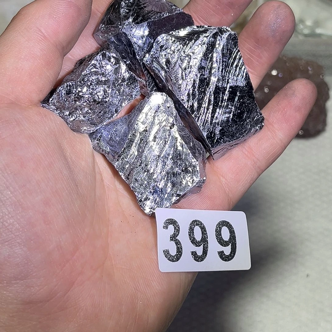 未镶嵌水晶大型摆件（非配饰）