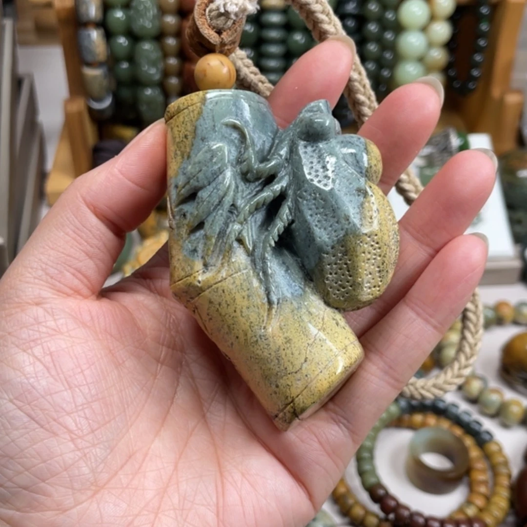 【闪购商品】岫岩河磨玉（透闪石质玉）手把件未镶嵌