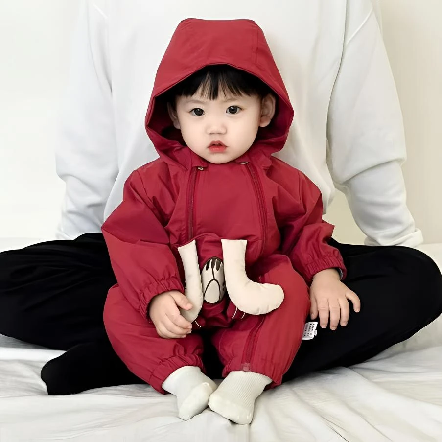 新款春秋长袖男女宝宝通用卡通风爬服哈衣洋气偏开小脚丫冲锋衣