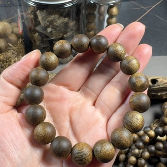 沉香手串奇楠高油脂海南产区乌身品种16.1g