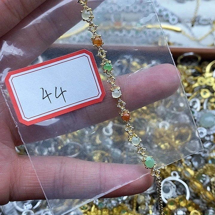 翡翠未镶嵌戒指44