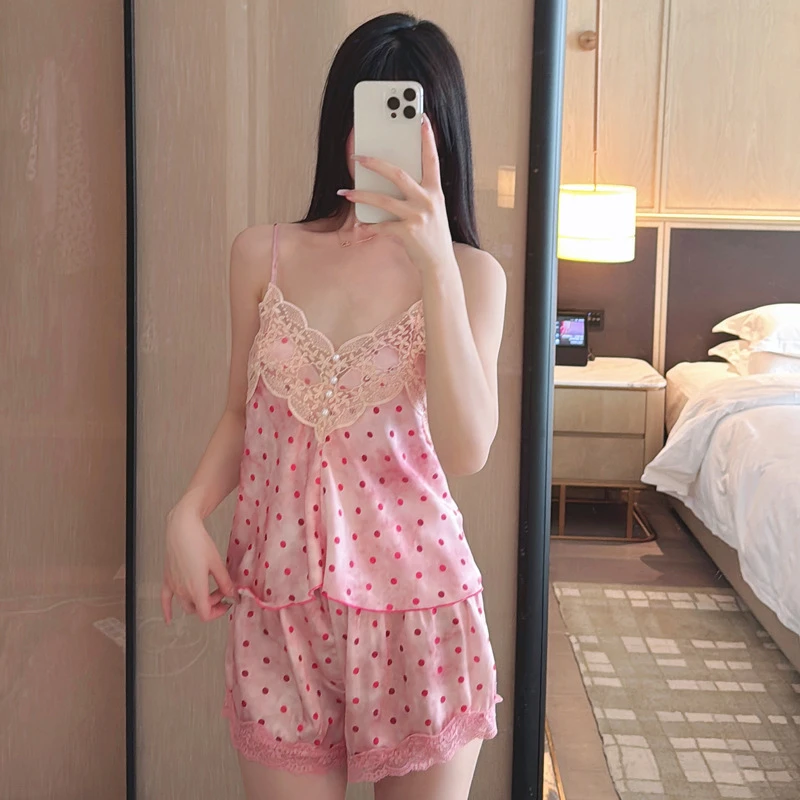 冰丝睡衣女夏季新款网红风蕾丝边性感纯欲风吊带短裤带胸垫家居服