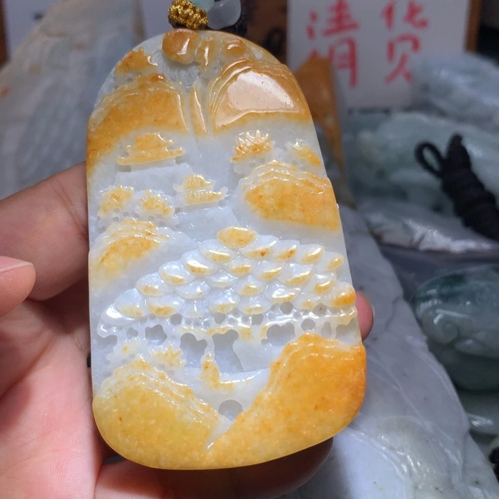 翡翠未镶嵌颈饰保真天然A货翡翠
