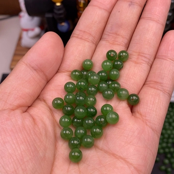 未镶嵌手链和田玉（碧玉）9个碧玉卡6