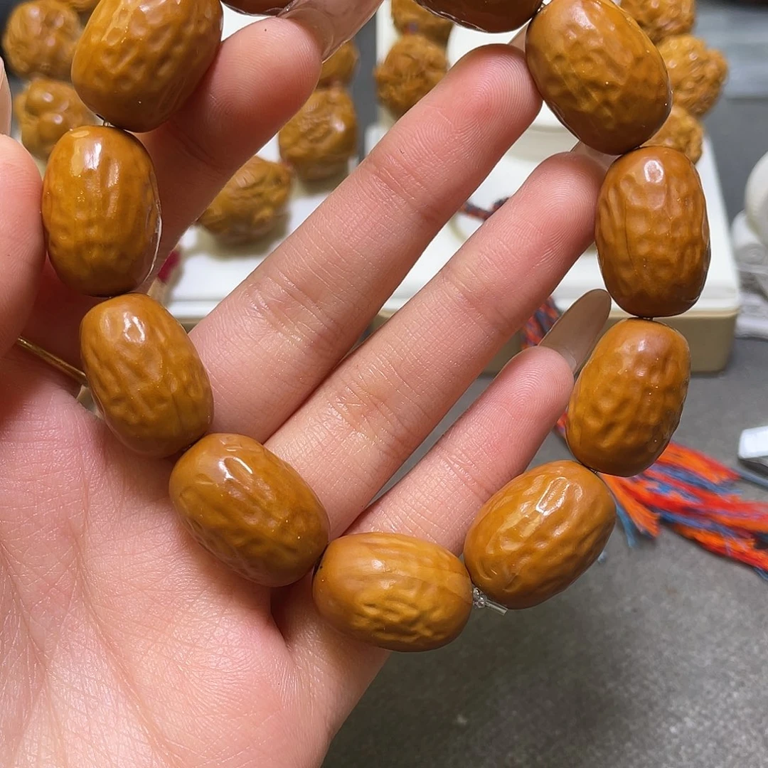 橄榄核吊坠橄榄核雕