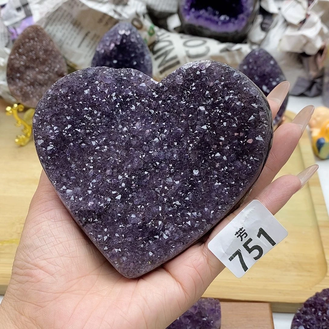 *****未镶嵌紫晶大型摆件（非配饰）