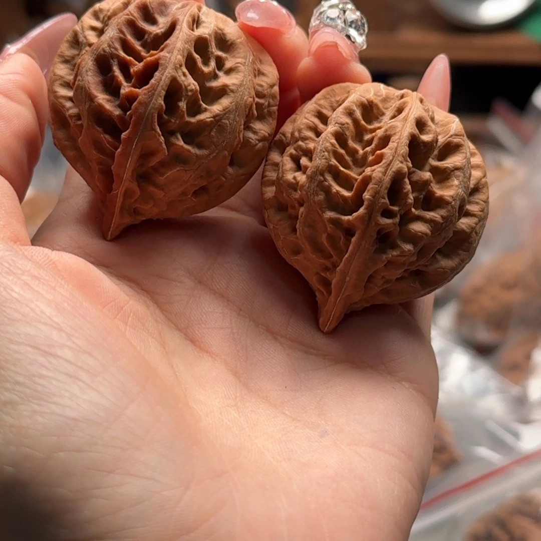 文玩核桃把件关东木子楸百核172油阴