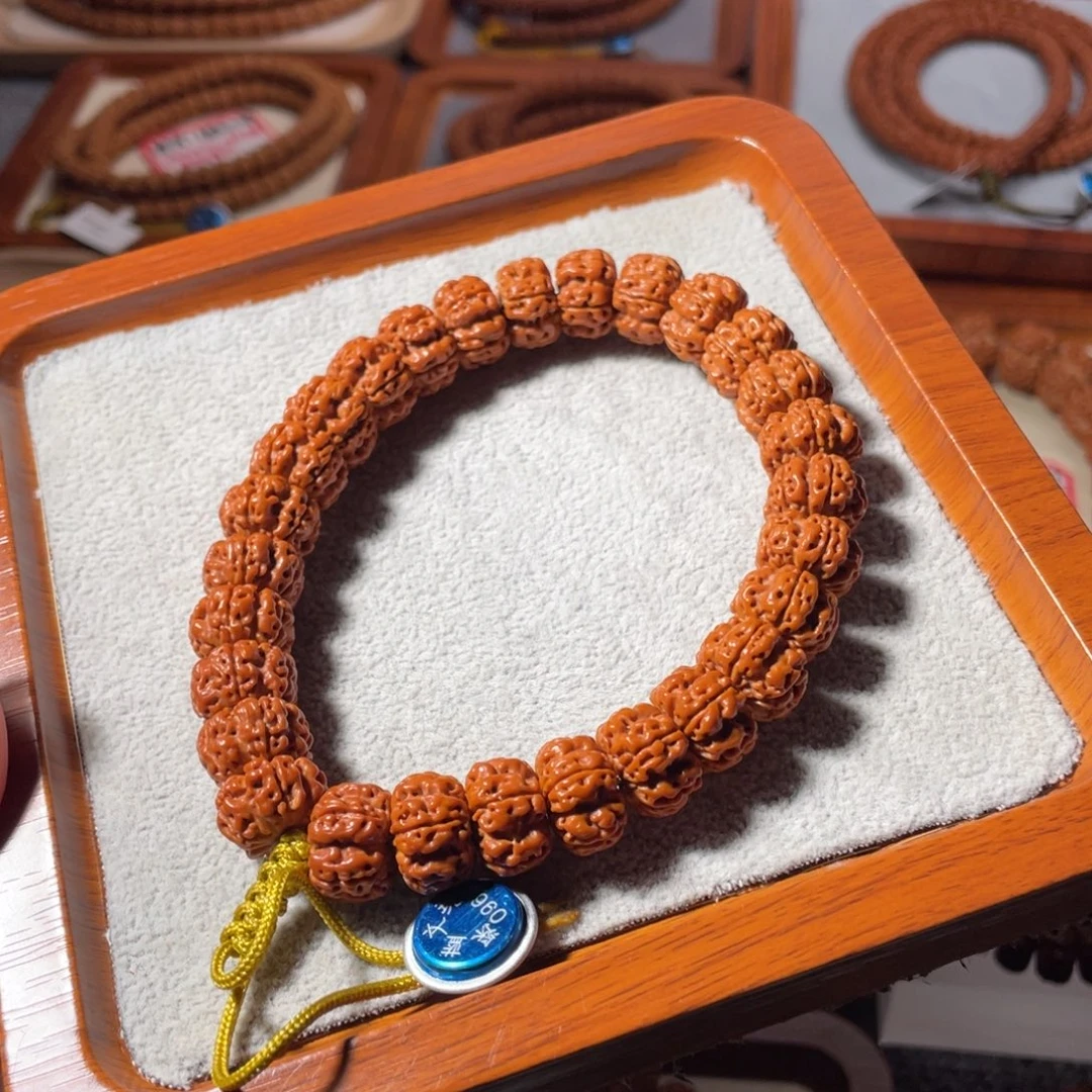 金刚菩提吊坠深沟梅花13.5