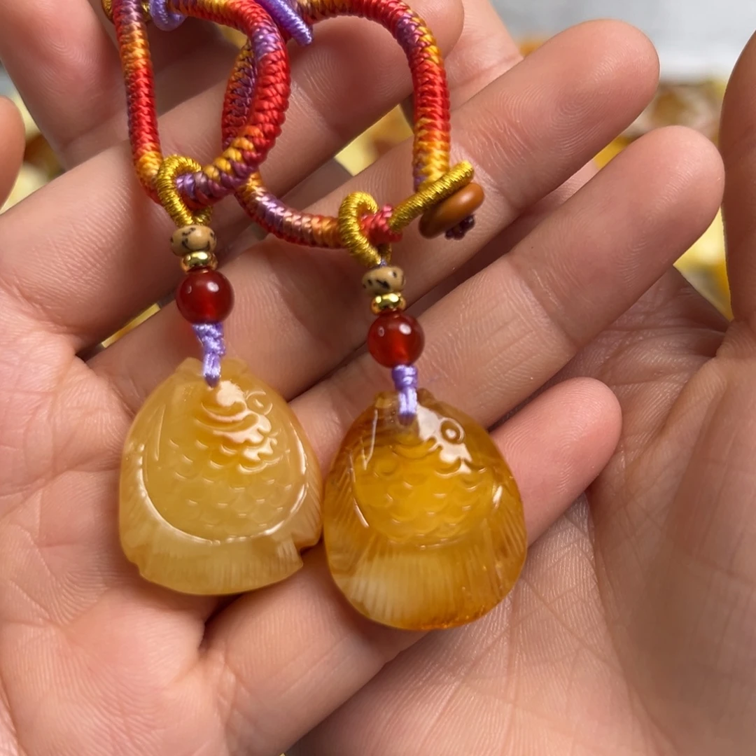 蜜蜡未镶嵌裸石多样性发一个