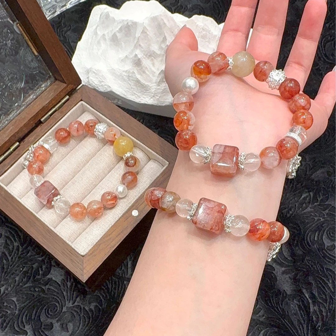 【锦鲤胶花】天然白水晶红胶花手串女生新款显白温柔金发晶手链