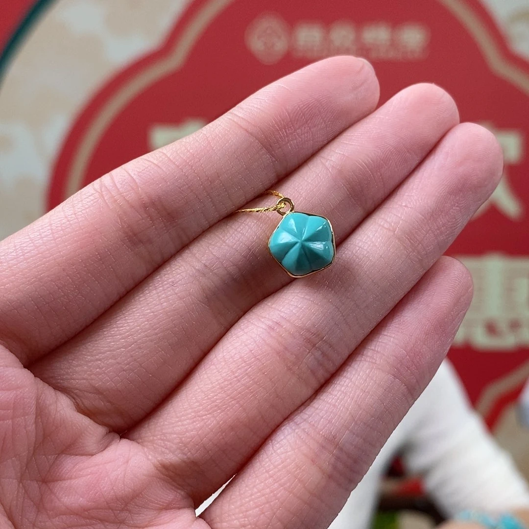 绿松石18K金镶嵌珠宝奇石