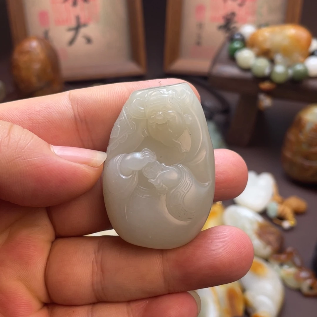 和田玉（糖玉）未镶嵌挂件