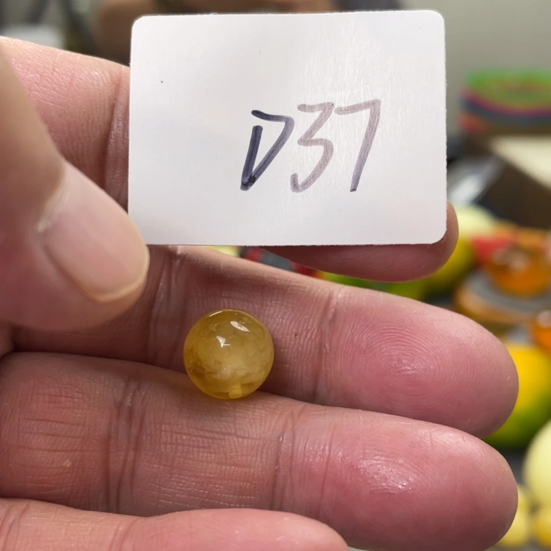 手链琥珀未镶嵌多样性发，发其中一件