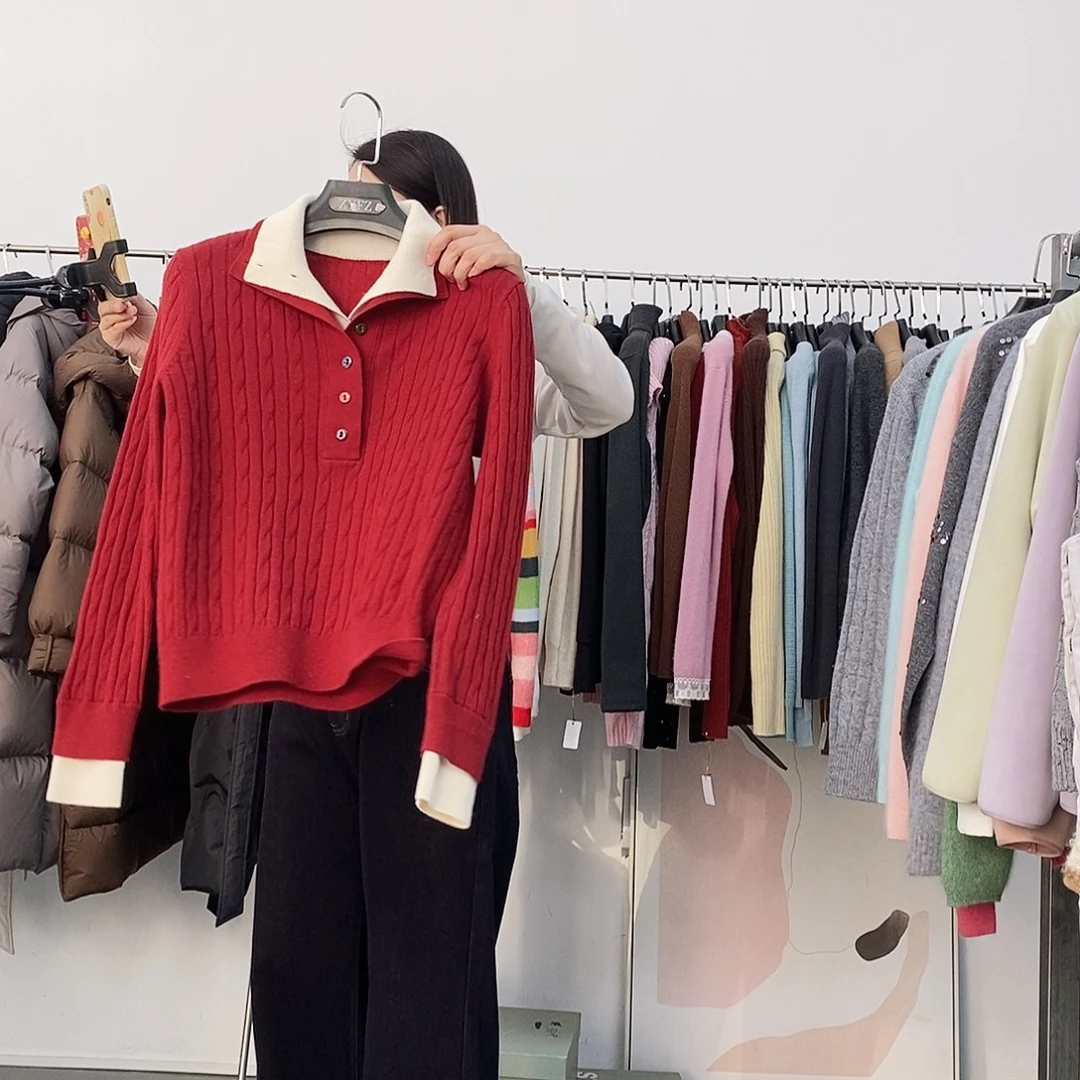 红色假两件针织衫130斤以内