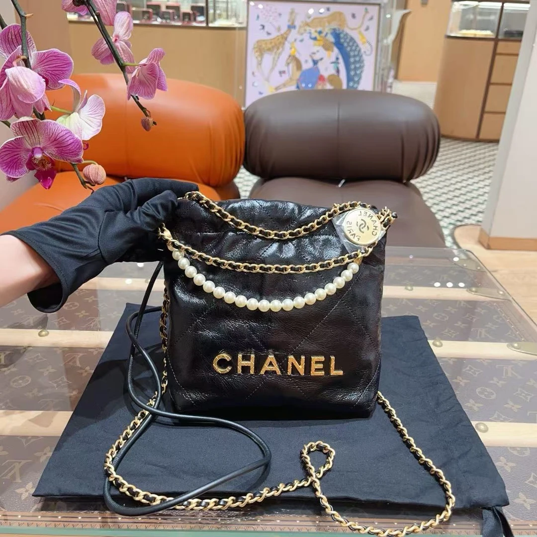 99新 Chanel/香奈儿 Chanel香奈儿黑金中古手柄化妆盒子斜挎包