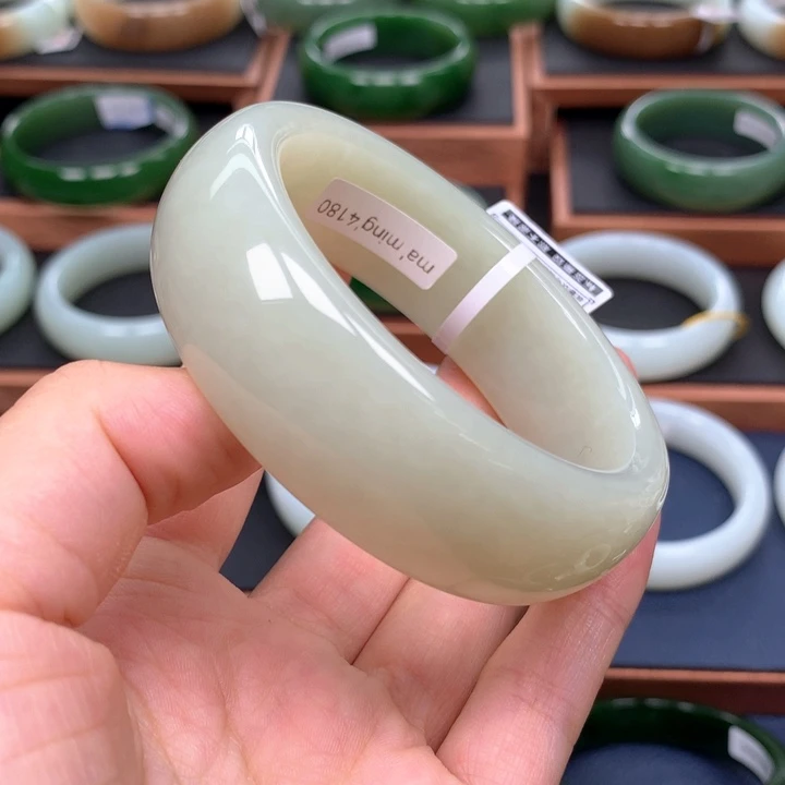 未镶嵌手镯和田玉57