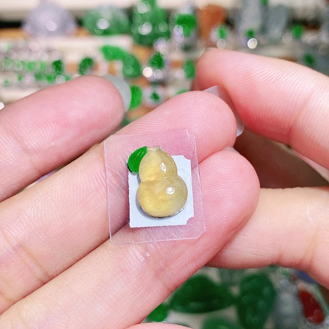 【闪购商品】未镶嵌挂件翡翠裸石