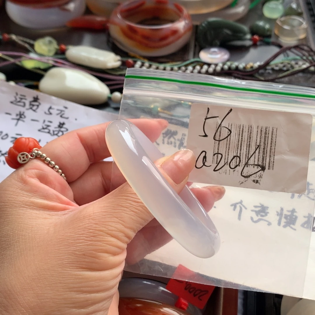 手镯玛瑙/玉髓未镶嵌56