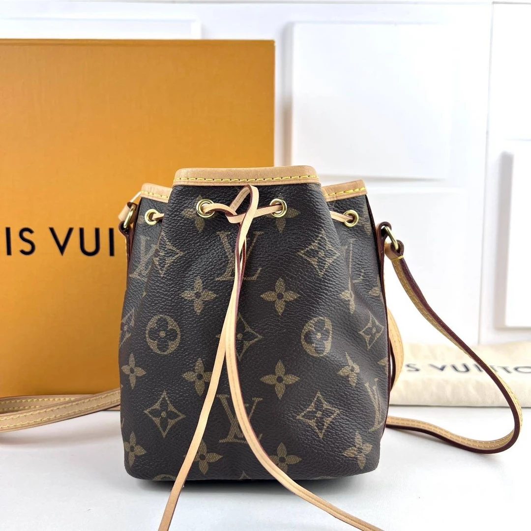 95新 LouisVuitton/路易威登 唐唐专属lv小水桶 LM3205