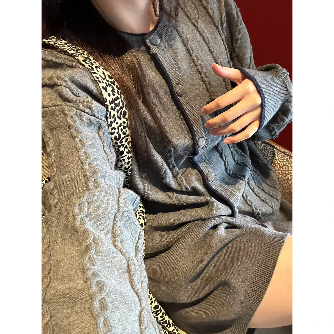 bala&mangosteen 【特】韩代麻花 高级感显瘦套装 2025ss