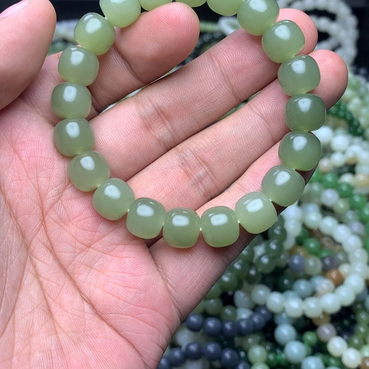 和田玉未镶嵌手串