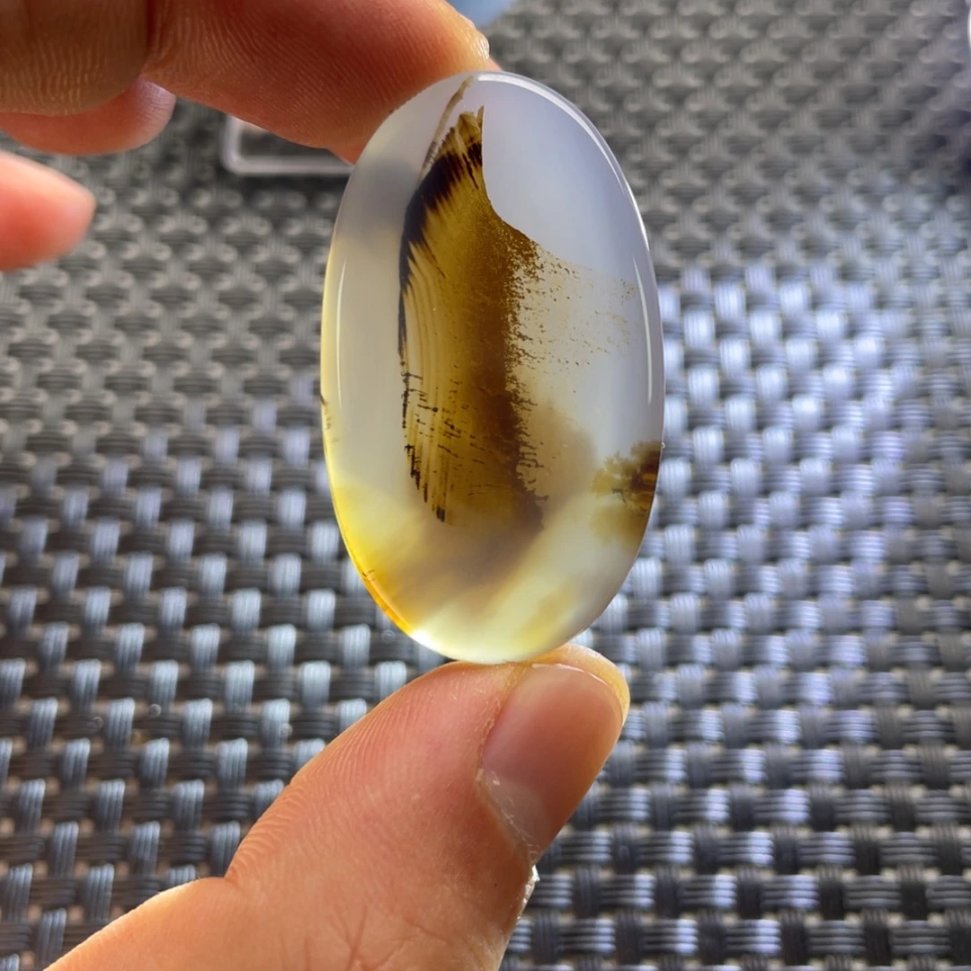 星***斑玛瑙/玉髓未镶嵌颈饰