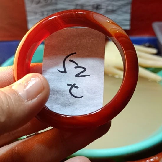 玛瑙/玉髓手镯未镶嵌