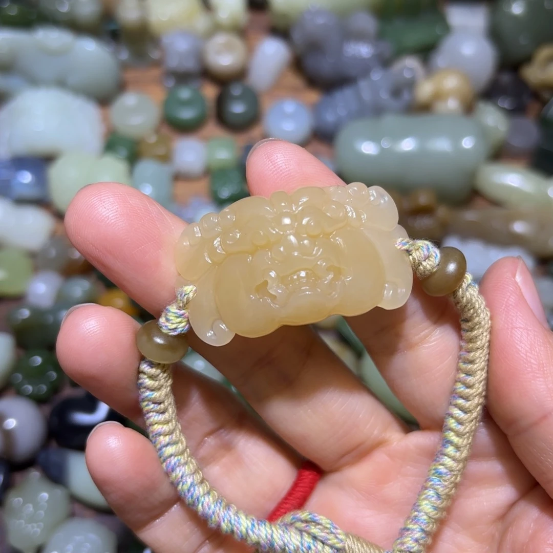 和田玉未镶嵌珠宝半成品