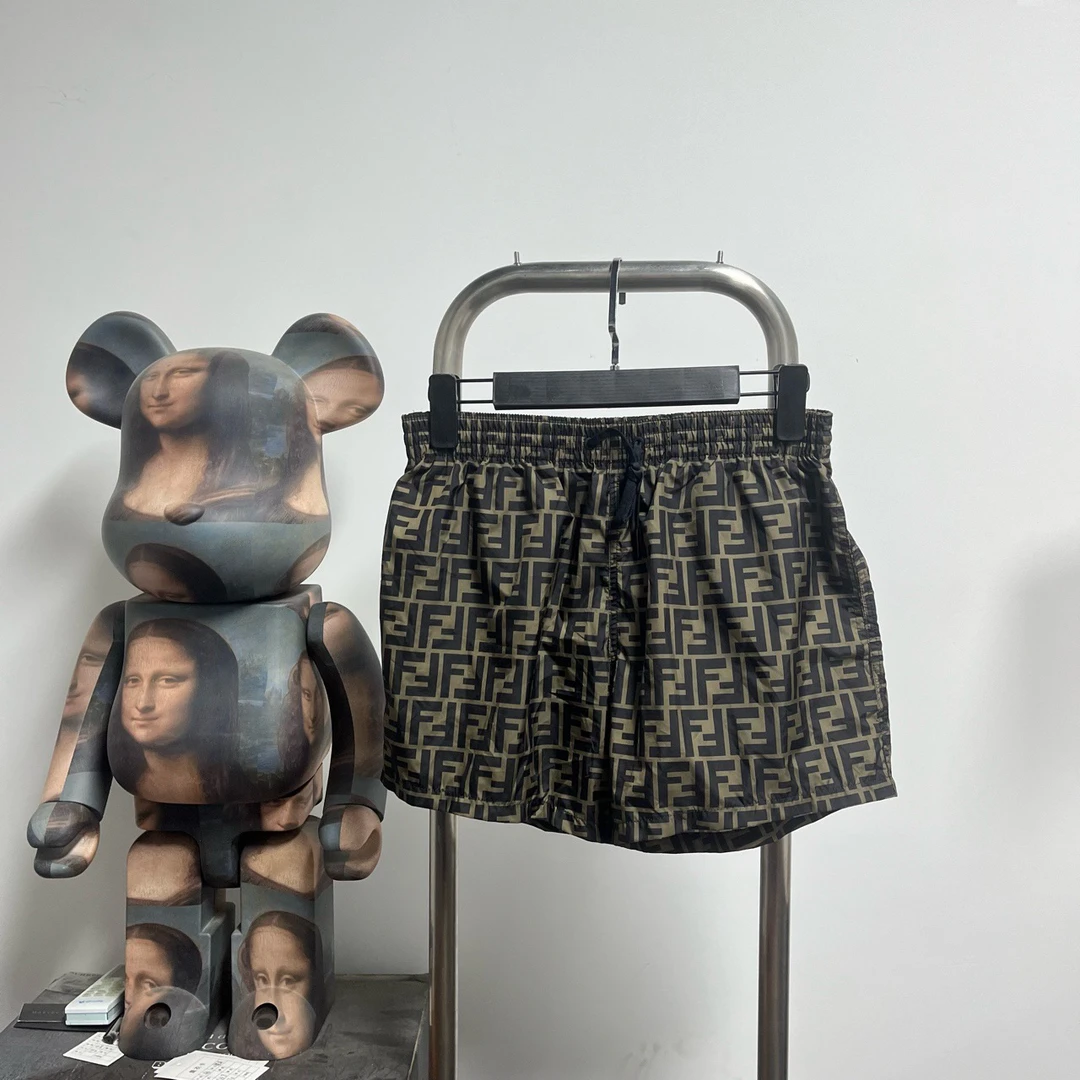 99新 FENDI/芬迪 满印短裤 M2305 46 裤长33 腰围34