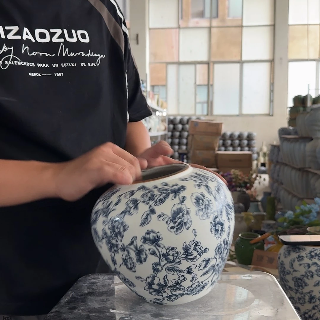 景德镇陶瓷花瓶86