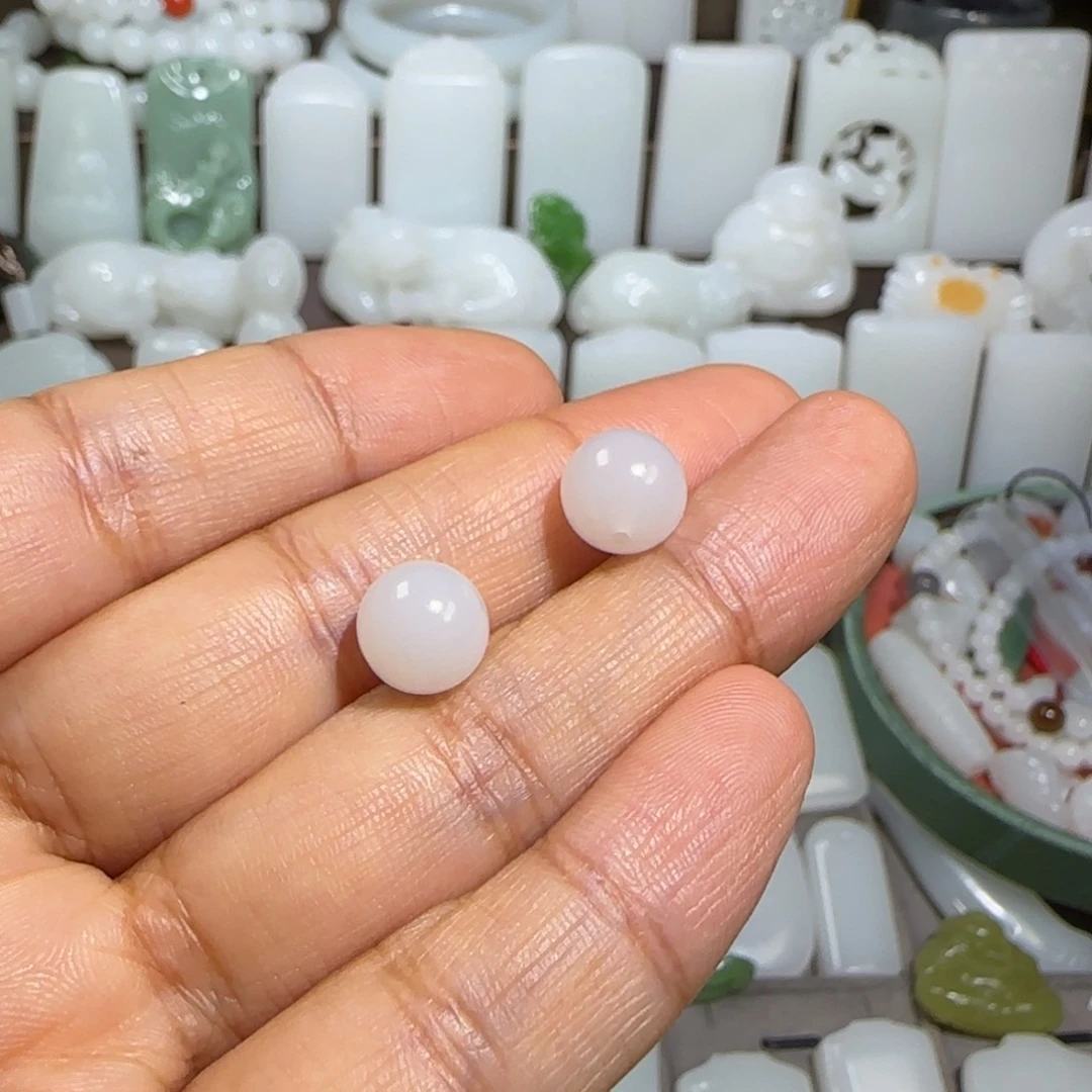 和田玉未镶嵌颈饰K****乐