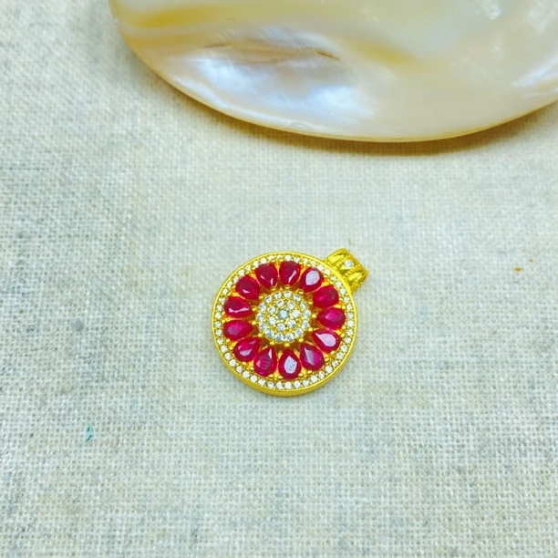 K0530经典红色花罗盘吊坠多样性发货49028