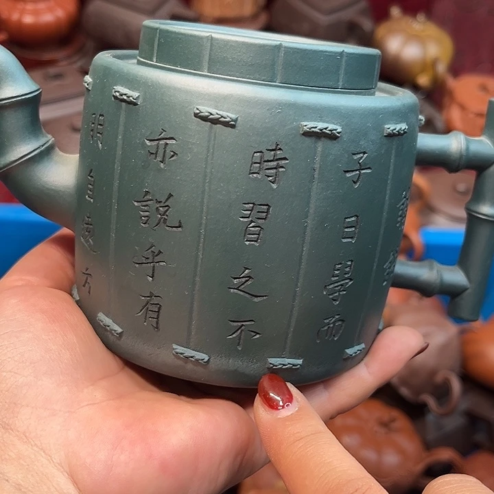 紫砂茶壶瑕疵………………