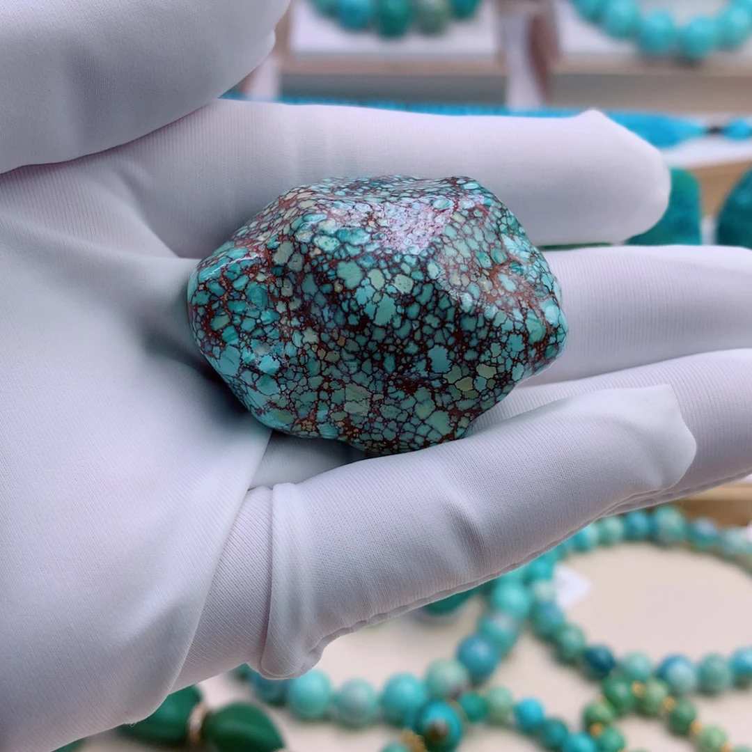 未镶嵌绿松石颈饰