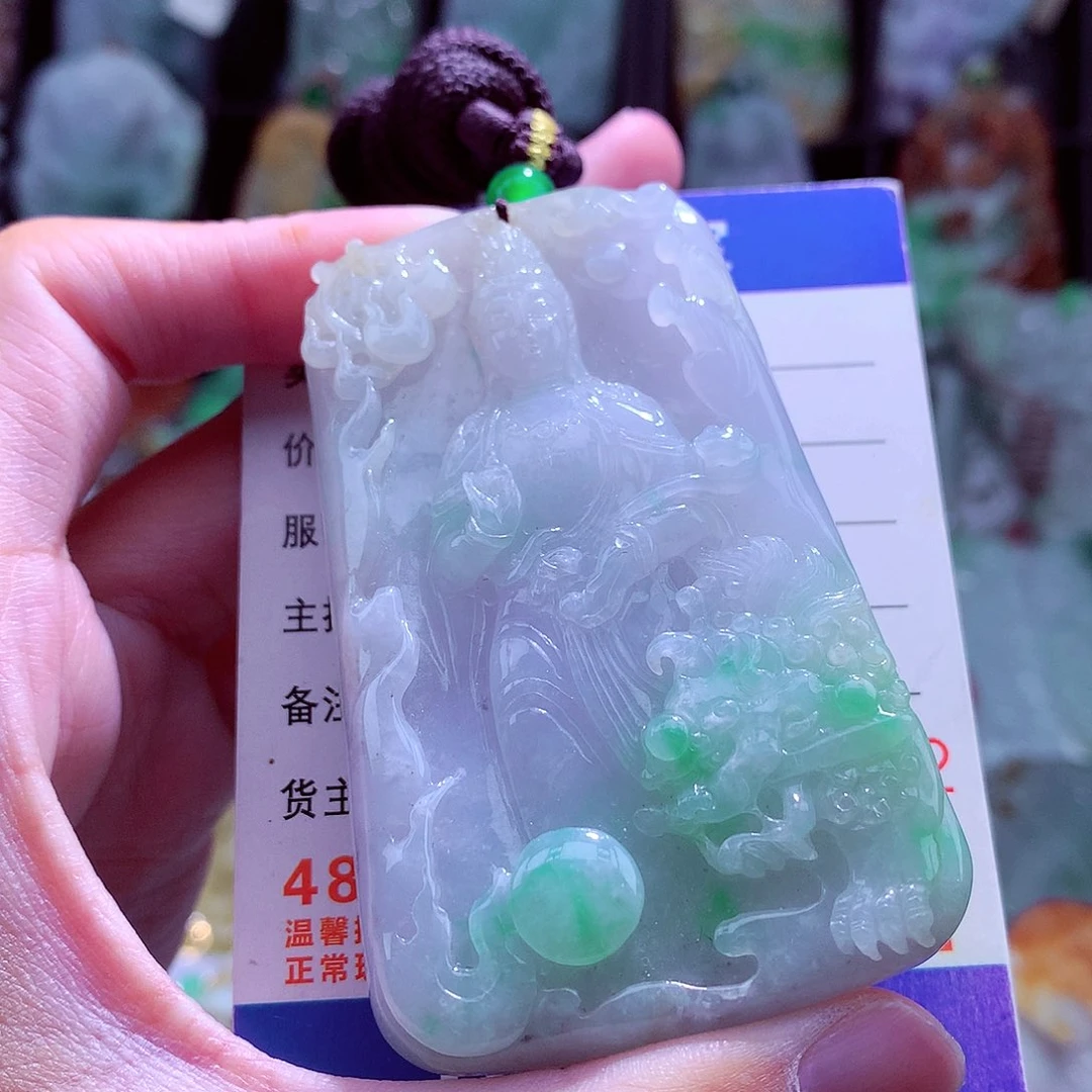 颈饰未镶嵌翡翠天然