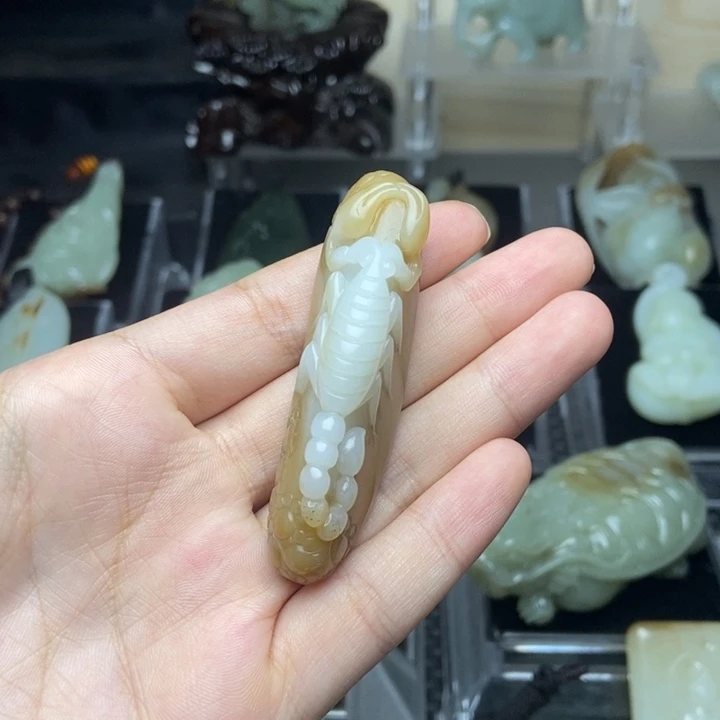 和田玉（糖玉）未镶嵌挂件
