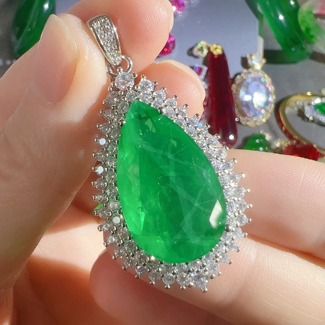 花岗石钨合金红色蓝色大宝贝