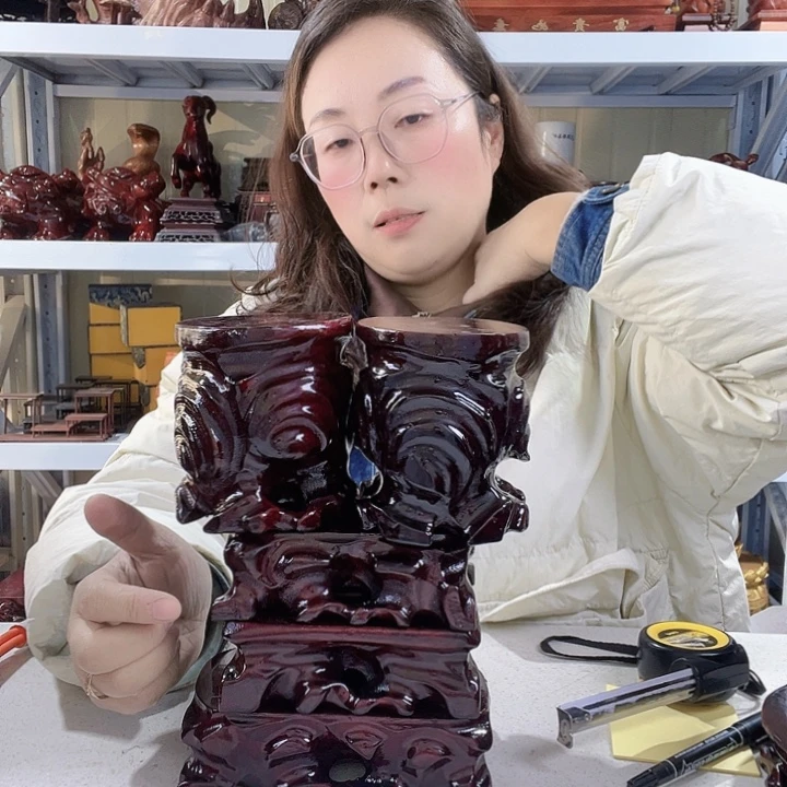 杜***森木A越南马拉丝木花梨木