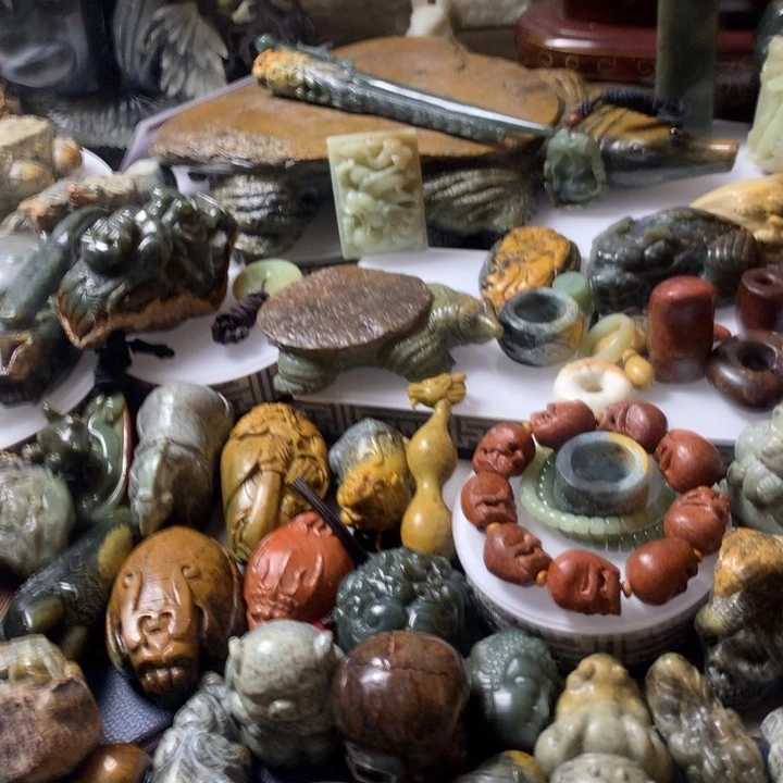 岫岩河磨玉（透闪石质玉）手链未镶嵌