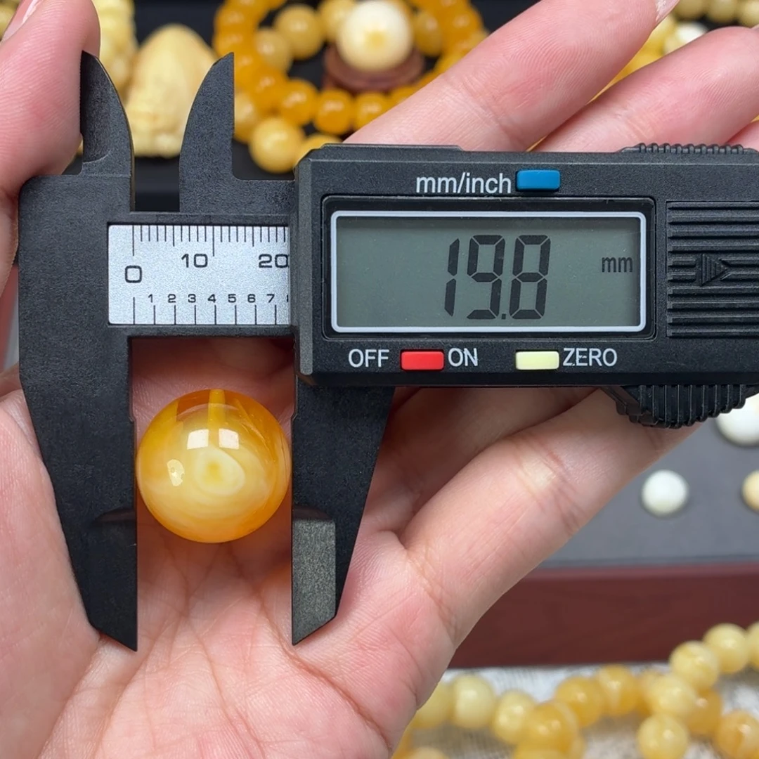 琥珀未镶嵌颈饰焦皮溶洞台风眼 4.3g