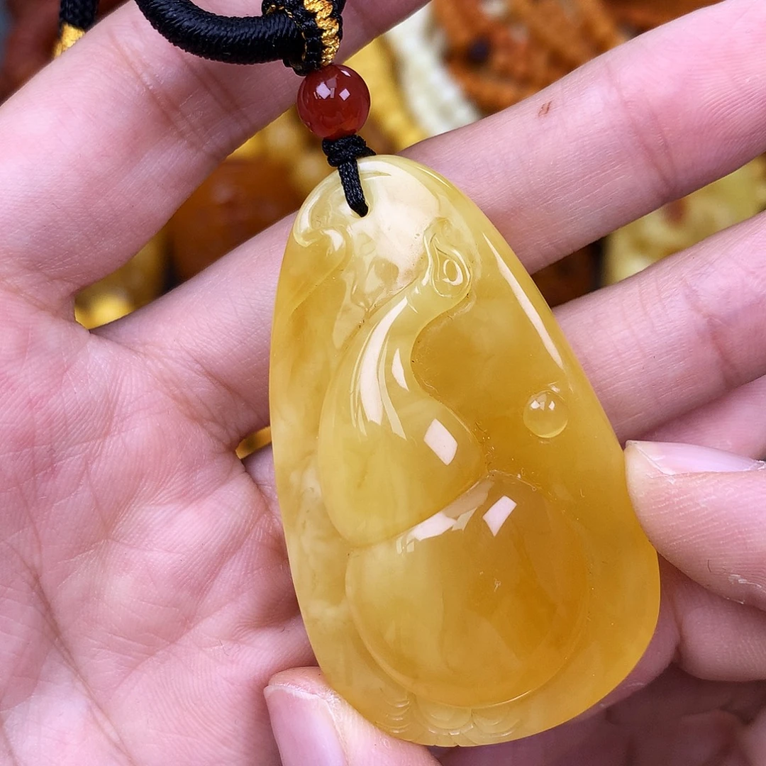 琥珀未镶嵌珠宝奇石