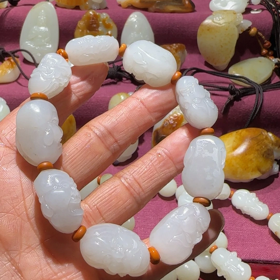 和田玉颈饰未镶嵌此**美