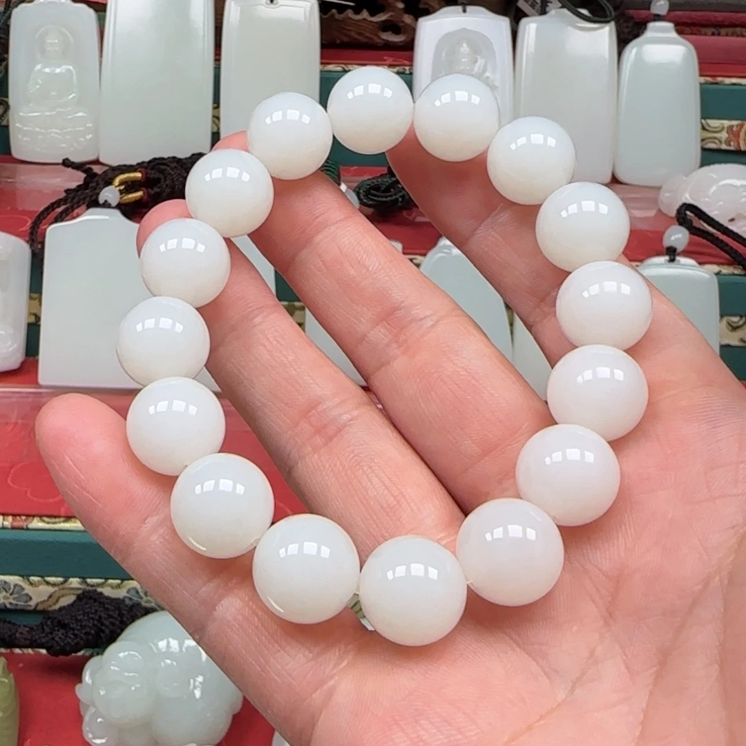 未镶嵌和田玉挂件再***窗