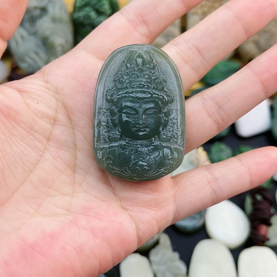 和田玉未镶嵌颈饰