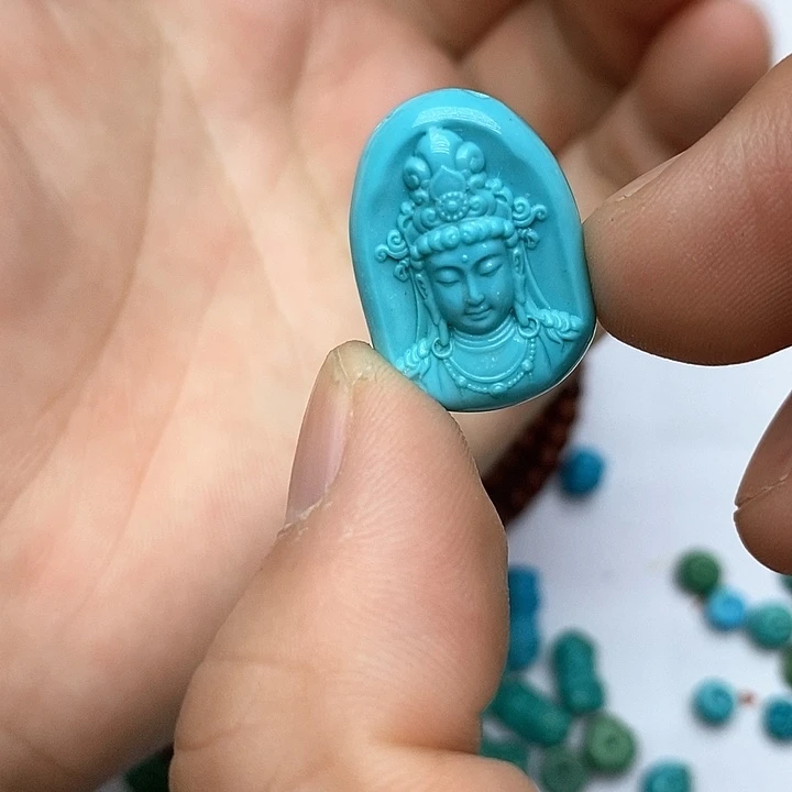 绿松石未镶嵌珠宝奇石