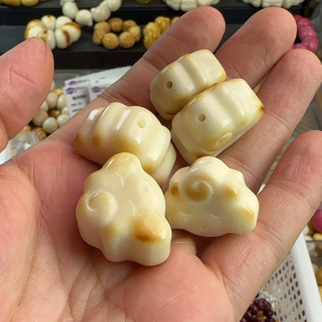 手串菩提根/象牙果微瑕疵炭烤云朵5颗