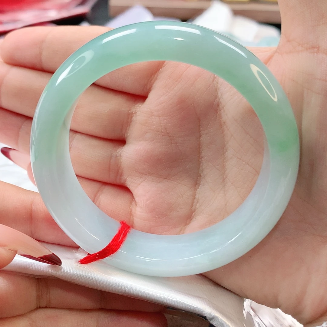 翡翠未镶嵌手镯缅甸天然翡翠