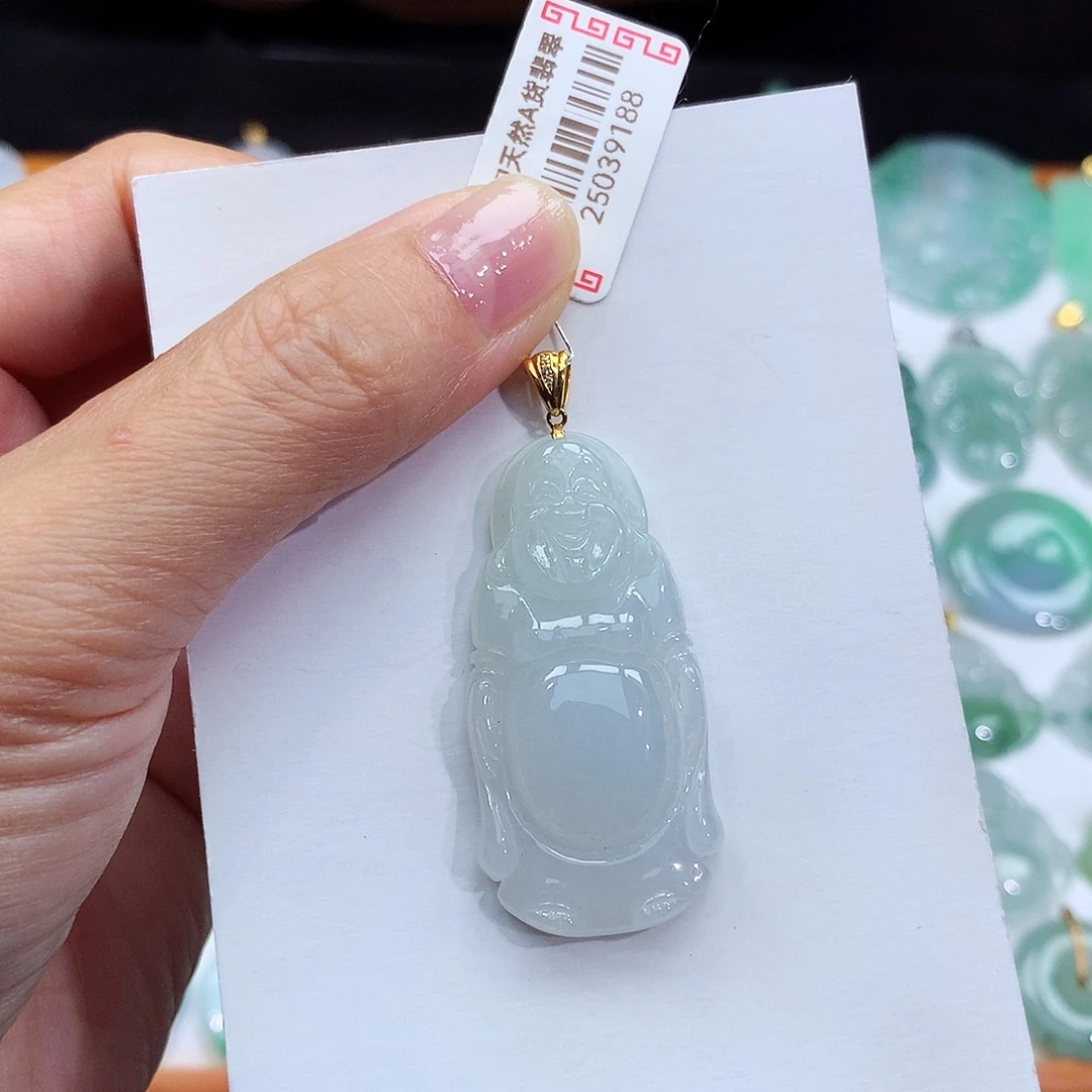 颈饰18K金镶嵌翡翠翡翠吊坠